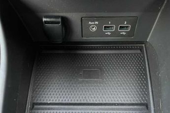 RENAULT CAPTUR 1.6 E-TECH techno SUV 5dr Petrol Hybrid Auto Euro 6 (s/s) (145 p