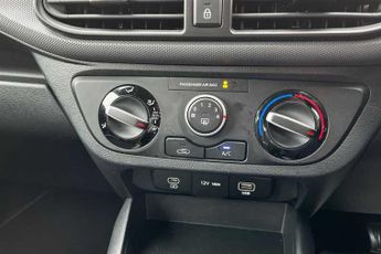 HYUNDAI i10 1.0 Advance Hatchback 5dr Petrol Auto Euro 6 (s/s) (63 ps)