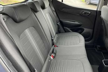 HYUNDAI i10 1.0 Advance Hatchback 5dr Petrol Auto Euro 6 (s/s) (63 ps)