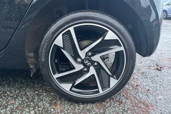 HYUNDAI i10 1.0 Premium Hatchback 5dr Petrol Auto Euro 6 (s/s) (63 ps)