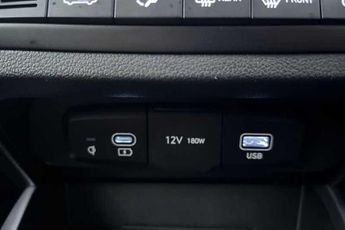 HYUNDAI i10 1.0 Premium Hatchback 5dr Petrol Auto Euro 6 (s/s) (63 ps)