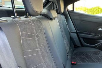 Vauxhall Mokka Electric Ultimate 50kWh Automatic (136ps)