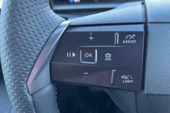 Vauxhall Grandland Electric 73kWh Ultimate SUV 5dr Electric Auto (213 ps)