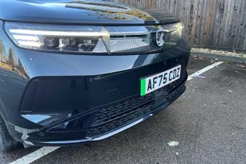 Vauxhall Grandland Electric 73kWh Ultimate SUV 5dr Electric Auto (213 ps)