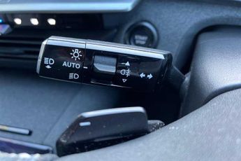 Vauxhall Grandland Electric 73kWh Ultimate SUV 5dr Electric Auto (213 ps)