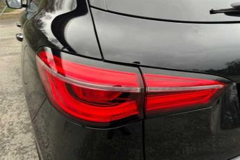 MG MG HS 1.5 T-GDi (162 PS) Exclusive 5 Door Petrol SUV Automatic *** 1 O