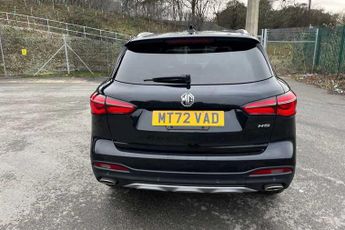 MG MG HS 1.5 T-GDi (162 PS) Exclusive 5 Door Petrol SUV Automatic *** 1 O