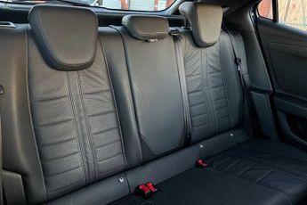 VAUXHALL MOKKA Electric 50kWh Ultimate SUV 5dr Electric Auto (136 ps)