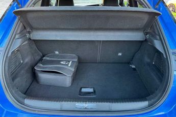 VAUXHALL MOKKA Electric 50kWh Ultimate SUV 5dr Electric Auto (136 ps)