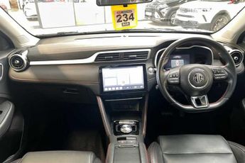 MG ZS 51.1kWh Trophy Connect SUV 5dr Electric Auto (176 ps)