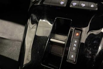 VAUXHALL Corsa Electric 50kWh GS Hatchback 5dr Electric Auto (136 ps)