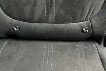 Vauxhall Crossland 1.2 Turbo Ultimate SUV 5dr Petrol Auto Euro 6 (s/s) (130 ps)