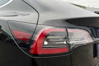 TESLA MODEL 3 (Dual Motor) Long Range Saloon 4dr Electric Auto 4WDE (346 ps)