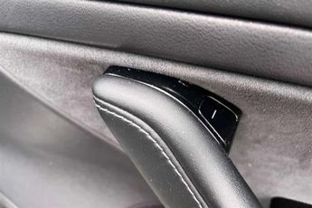 TESLA MODEL 3 (Dual Motor) Long Range Saloon 4dr Electric Auto 4WDE (346 ps)