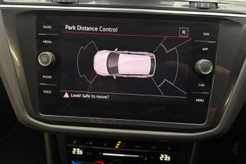 VOLKSWAGEN TIGUAN 2.0 TDI R-Line SUV 5dr Diesel DSG Euro 6 (s/s) (150 ps)