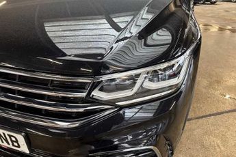 VOLKSWAGEN TIGUAN 2.0 TDI R-Line SUV 5dr Diesel DSG Euro 6 (s/s) (150 ps)