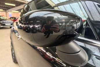 MINI ELECTRIC HATCH Cooper SE 32.6kWh Level 2 Hatchback 3dr Electric Auto (184 ps)