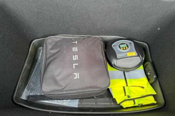 TESLA MODEL 3 (Dual Motor) Long Range Saloon 4dr Electric Auto 4WDE (346 ps)