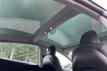 TESLA MODEL 3 (Dual Motor) Long Range Saloon 4dr Electric Auto 4WDE (346 ps)