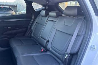 HYUNDAI TUCSON 1.6 h T-GDi 13.8kWh Ultimate SUV 5dr Petrol Plug-in Hybrid Auto 