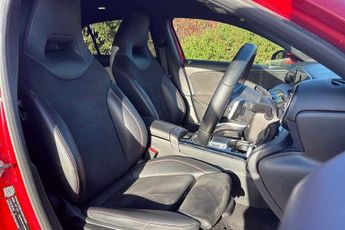 MERCEDES-BENZ A CLASS 2.0 A250 AMG Line Hatchback 5dr Petrol 7G-DCT Euro 6 (s/s) (224 