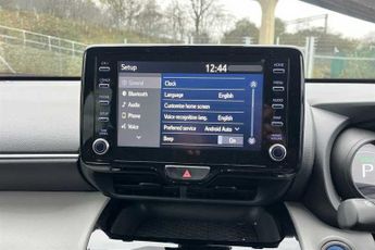 Toyota Yaris Cross 1.5 VVT-h (116 PS) Icon 5 Door Petrol Hybrid SUV Automatic *** 1