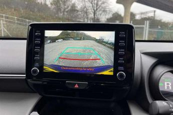 Toyota Yaris Cross 1.5 VVT-h (116 PS) Icon 5 Door Petrol Hybrid SUV Automatic *** 1