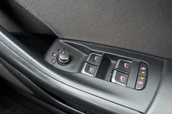 AUDI Q3 1.4 TFSI CoD Sport SUV 5dr Petrol S Tronic Euro 6 (s/s) (150 ps)