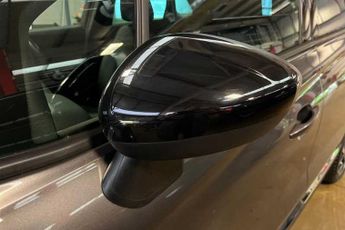 Vauxhall Crossland 1.2 Turbo Ultimate SUV 5dr Petrol Auto Euro 6 (s/s) (130 ps)