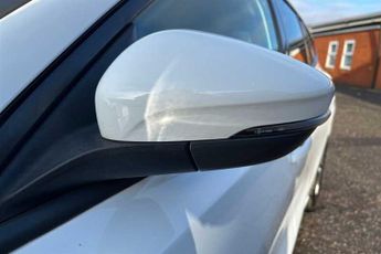 FORD FOCUS 2.0 EcoBlue ST-Line Estate 5dr Diesel Auto Euro 6 (s/s) (150 ps)