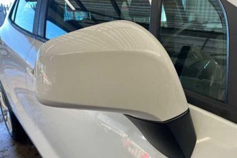 VAUXHALL MOKKA X 1.4i Turbo Design Nav SUV 5dr Petrol Auto Euro 6 (140 ps)