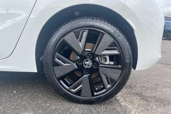 VAUXHALL Corsa Electric 50kWh Ultimate Hatchback 5dr Electric Auto (136 ps)