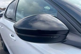 VAUXHALL Corsa Electric 50kWh Ultimate Hatchback 5dr Electric Auto (136 ps)