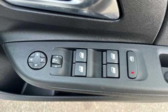 VAUXHALL Corsa Electric 50kWh GS Hatchback 5dr Electric Auto (136 ps)