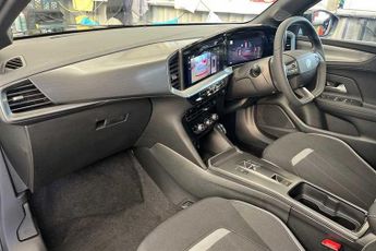 VAUXHALL MOKKA Electric 54kWh GS SUV 5dr Electric Auto (156 ps)