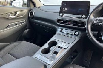 HYUNDAI KONA 64kWh Premium SUV 5dr Electric Auto (10.5kW Charger) (204 ps)