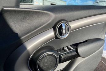 MINI HATCH 1.5 Cooper Exclusive Hatchback 5dr Petrol Steptronic Euro 6 (s/s