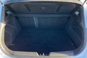 HYUNDAI i30 1.6 SE Hatchback 5dr Petrol Auto Euro 6 (120 ps)