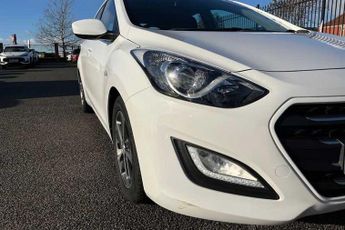 HYUNDAI i30 1.6 SE Hatchback 5dr Petrol Auto Euro 6 (120 ps)
