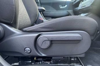 HYUNDAI KONA 48.4kWh Advance SUV 5dr Electric Auto (156 ps)