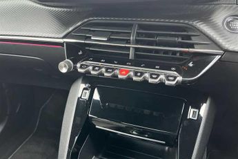 PEUGEOT E-2008 50kWh GT Premium SUV 5dr Electric Auto (136 ps)