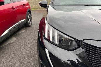 PEUGEOT E-2008 50kWh GT Premium SUV 5dr Electric Auto (136 ps)