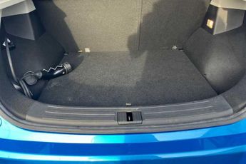 MG ZS 72.6kWh Trophy Connect Long Range SUV 5dr Electric Auto (156 ps)