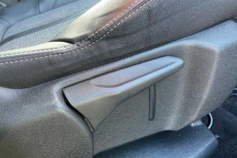 PEUGEOT 3008 1.5 BlueHDi Allure SUV 5dr Diesel EAT Euro 6 (s/s) (130 ps)