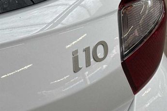 HYUNDAI i10 1.2 Premium Hatchback 5dr Petrol Auto Euro 6 (s/s) (79 ps)