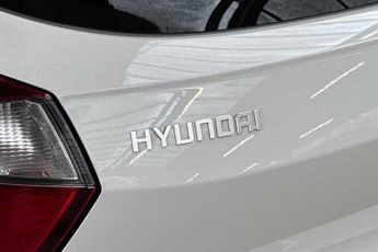 HYUNDAI i10 1.2 Premium Hatchback 5dr Petrol Auto Euro 6 (s/s) (79 ps)