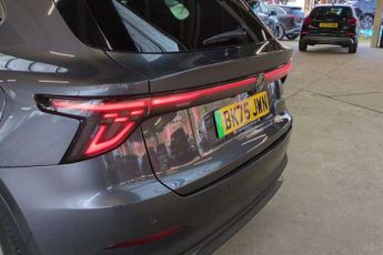 MG MGS5 64kWh Trophy Long Range SUV 5dr Electric Auto (231 ps)