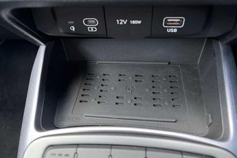 HYUNDAI i10 1.2 Premium Hatchback 5dr Petrol Auto Euro 6 (s/s) (79 ps)