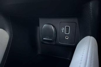 NISSAN MICRA 1.0 IG-T Tekna Hatchback 5dr Petrol XTRON Euro 6 (s/s) (92 ps)