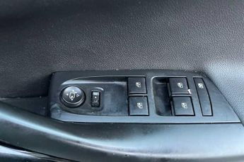 VAUXHALL ASTRA 1.6 CDTi Elite Nav Sports Tourer 5dr Diesel Auto Euro 6 (136 ps)